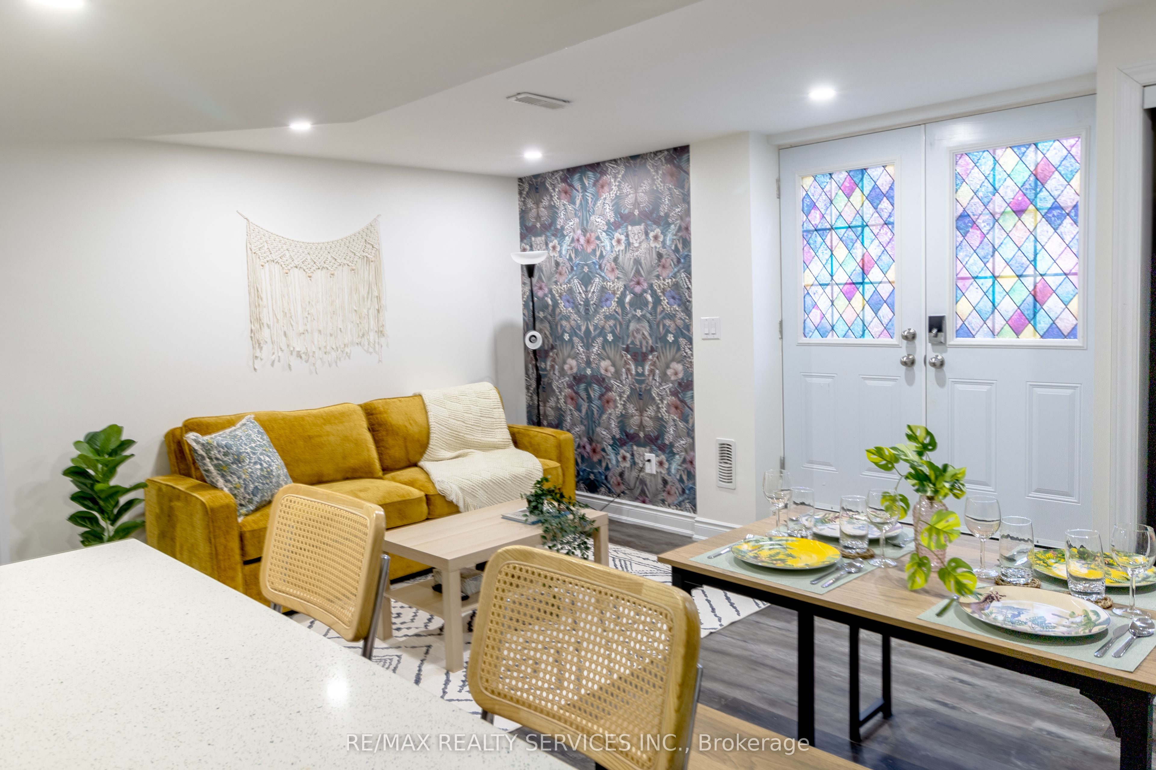 5 Upperview Place