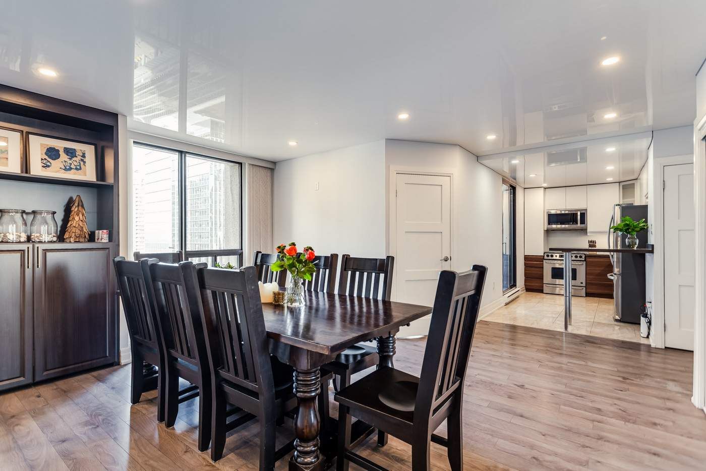 33 Harbour Square 2440