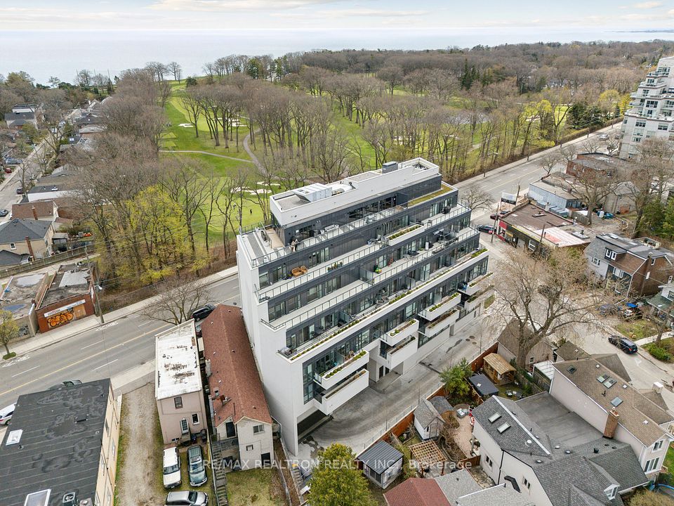 1400 Kingston