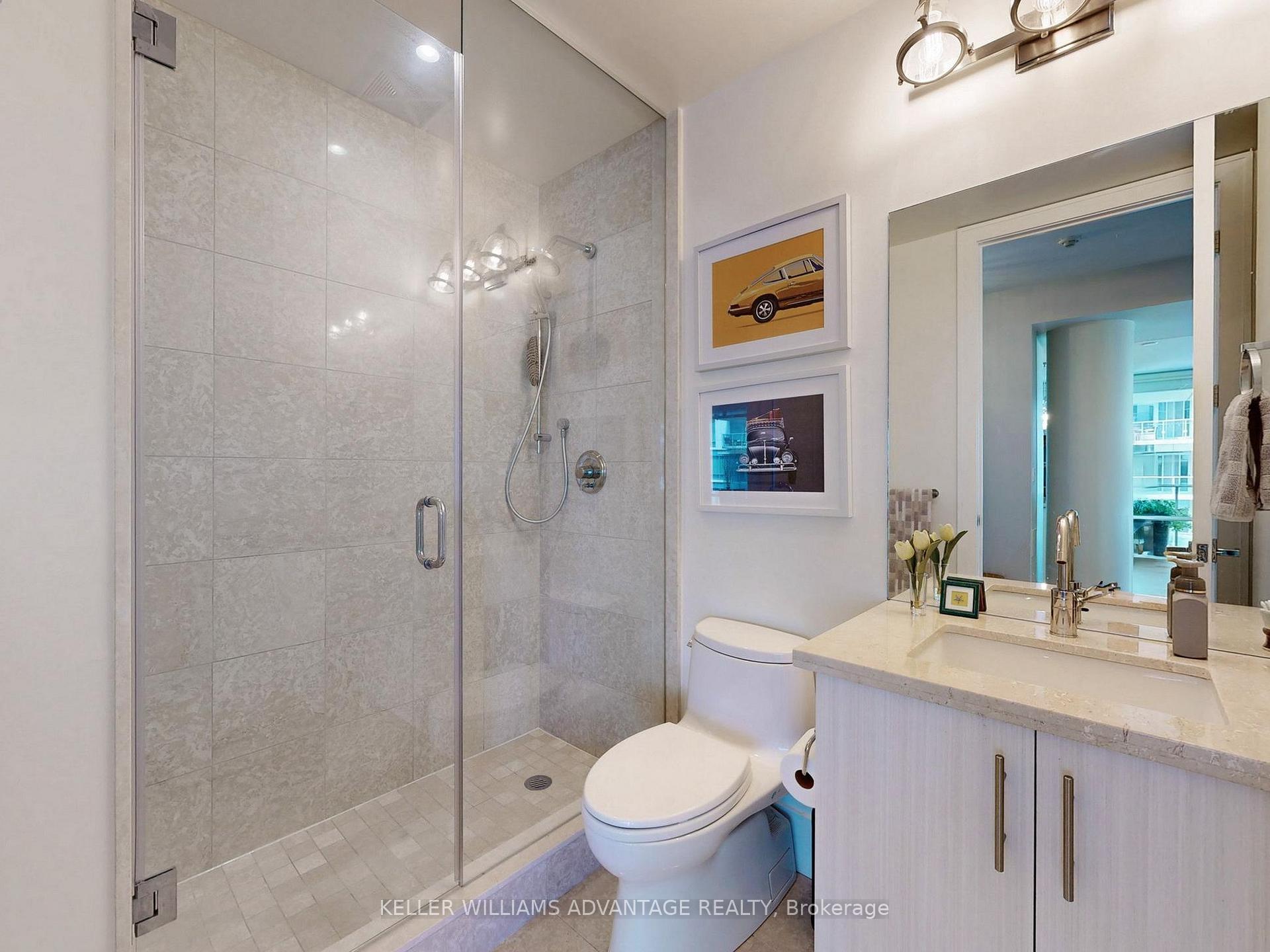 2 Bedrooms Condo at 29 Queens, Toronto For sale