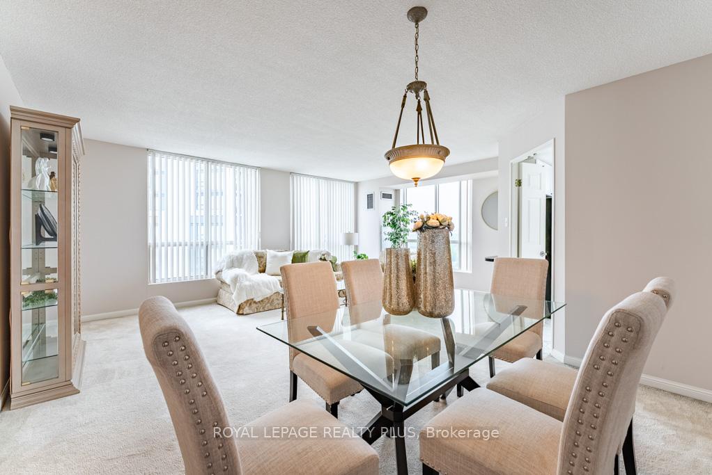 2 Bedrooms Condo at 101 Subway, Toronto For sale