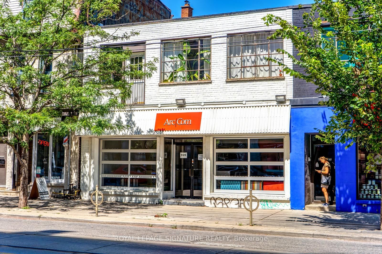 926 King Street W, #Main