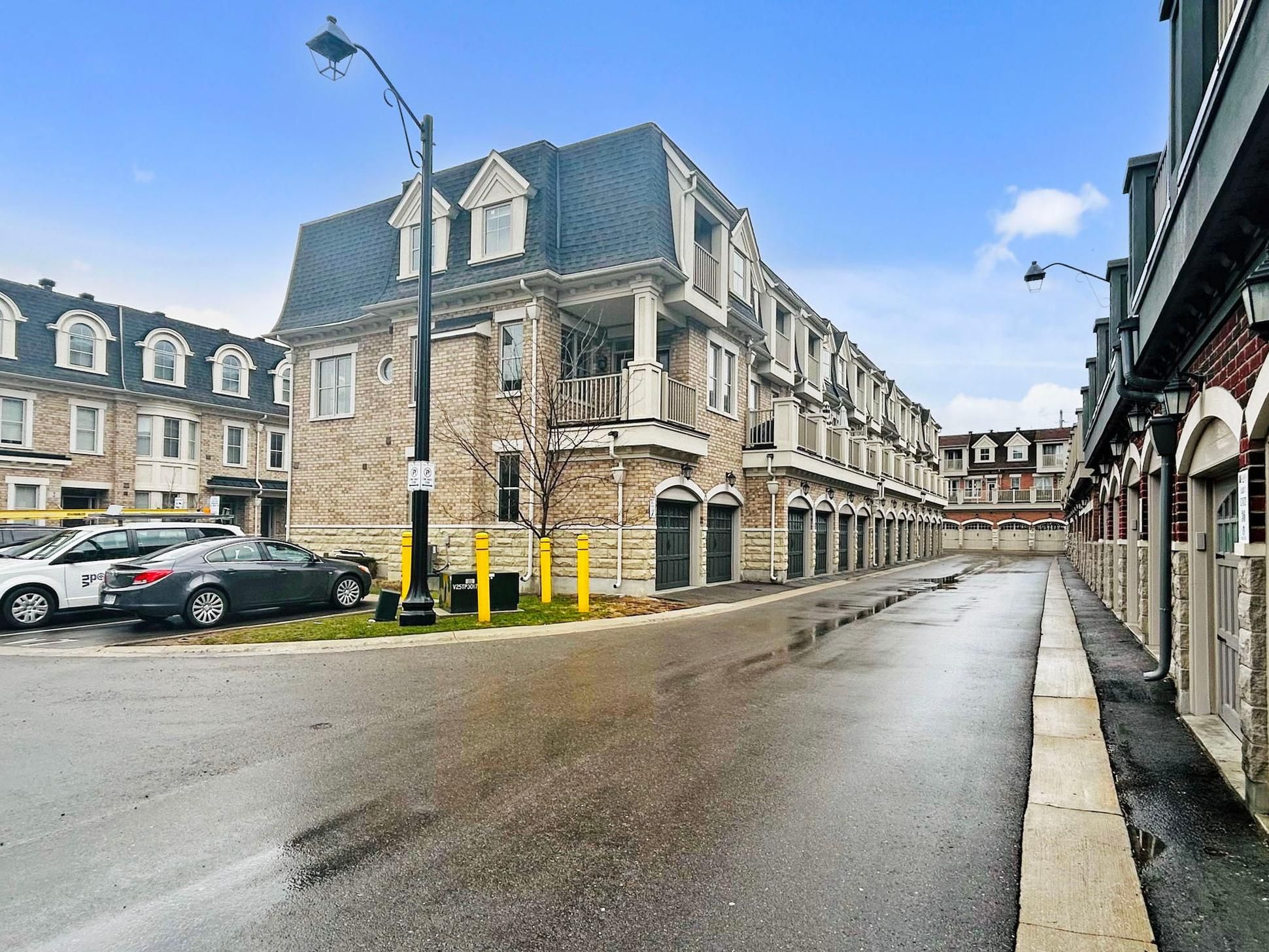 5 Amherst Circle