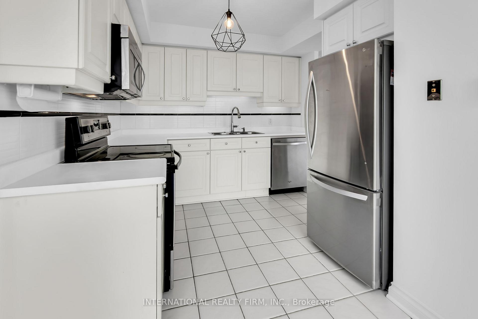 1 Bedroom Condo at 1 Palace Pier, Toronto For sale