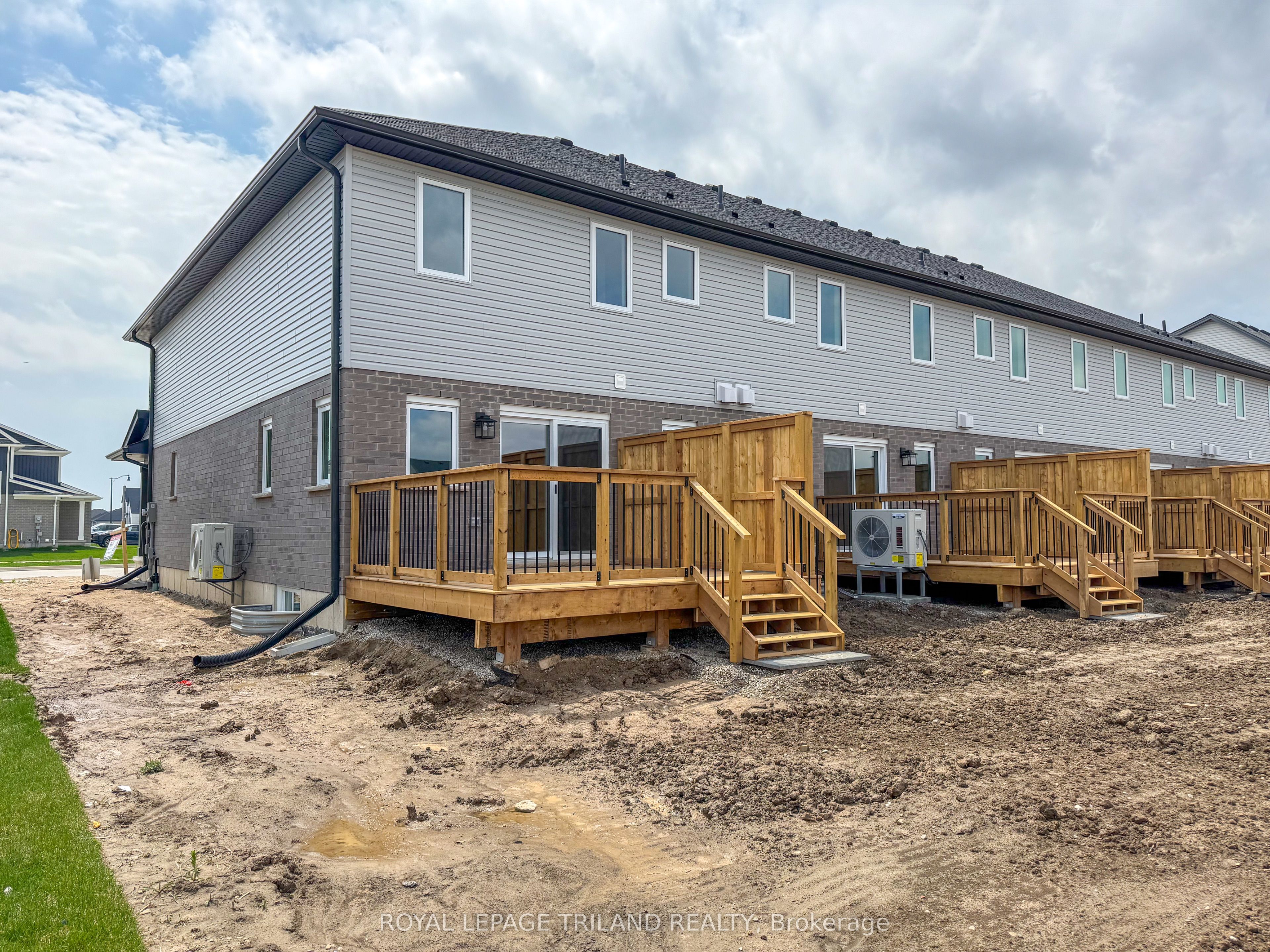 127 Empire Parkway, St. Thomas, ON N5R 0N5