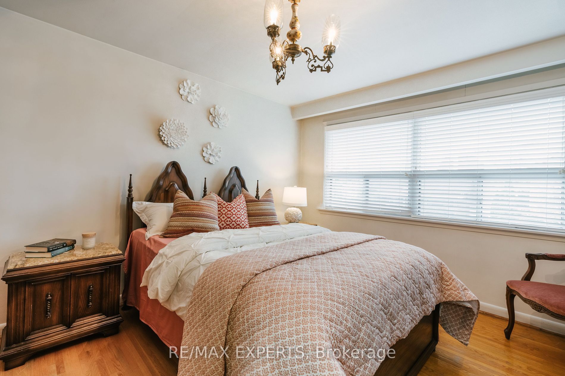 1 Creston Road
