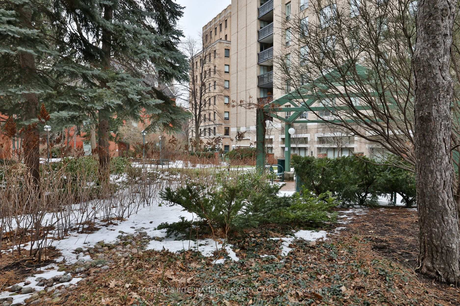 2 Bedrooms Condo at 284 Bloor, Toronto For sale