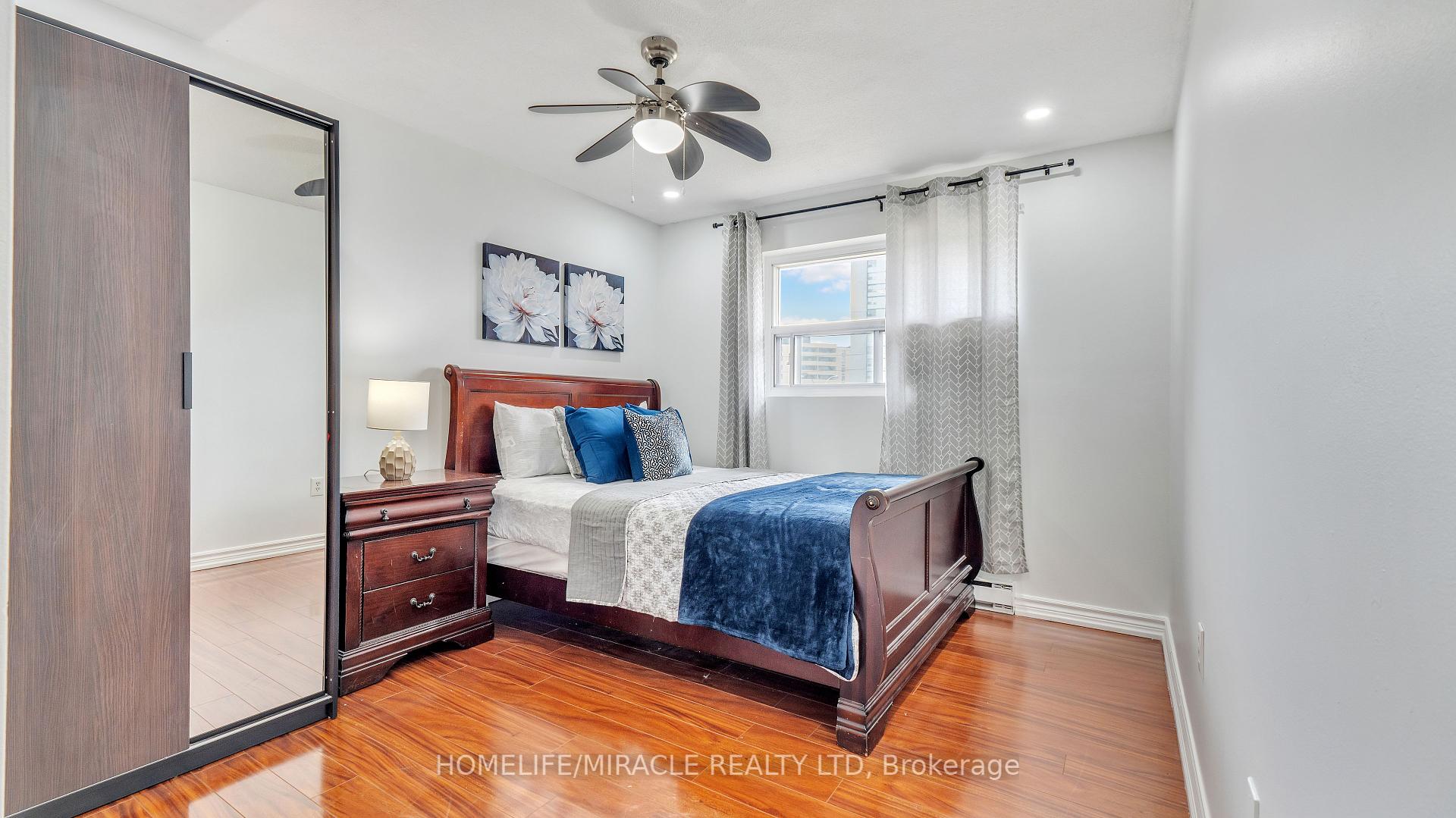 3 Bedrooms Condo at 91 Muir, Toronto For sale