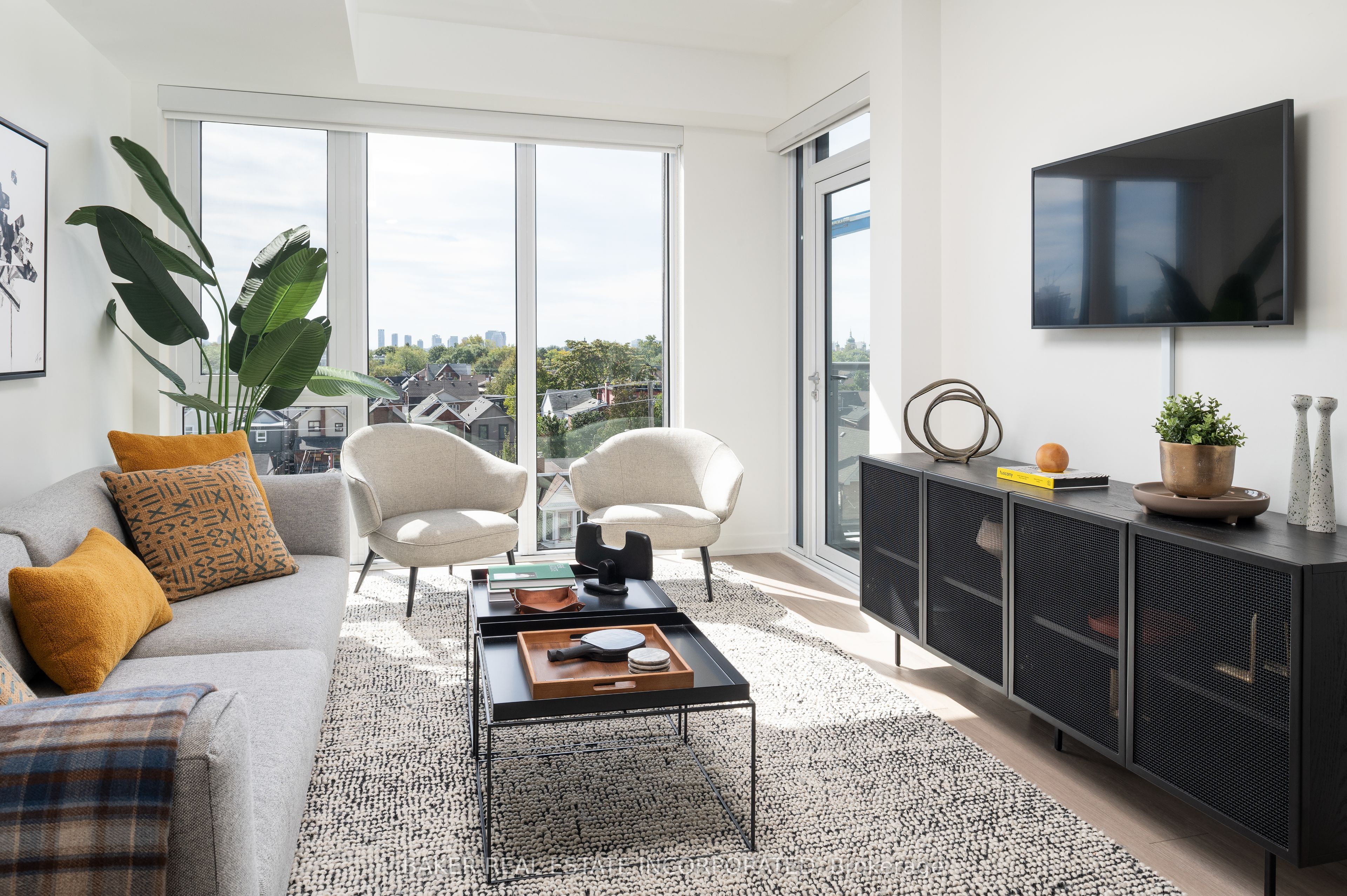 740 Dupont Street, #514