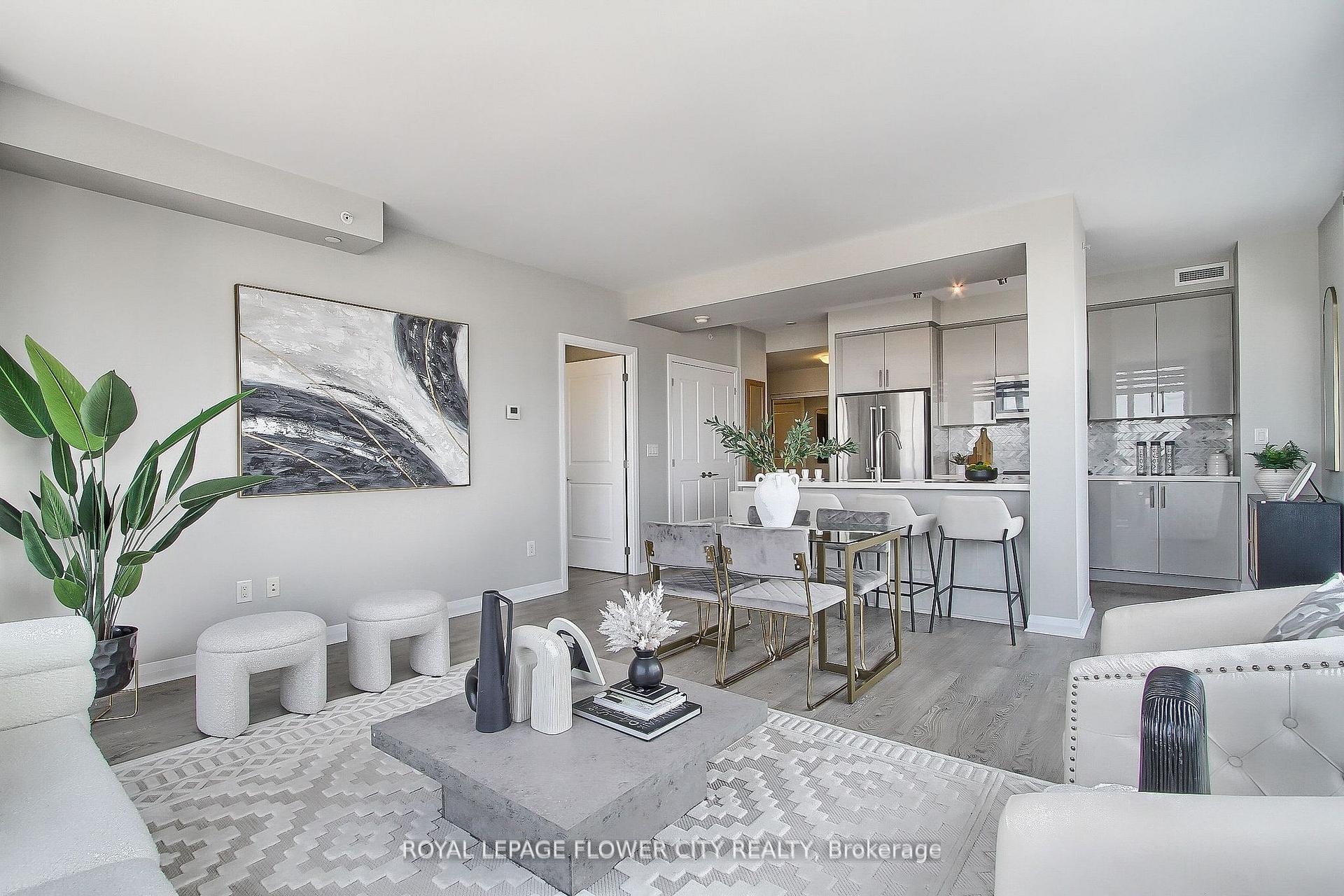 3 Bedrooms Condo at 5025 Four Springs, Mississauga For sale