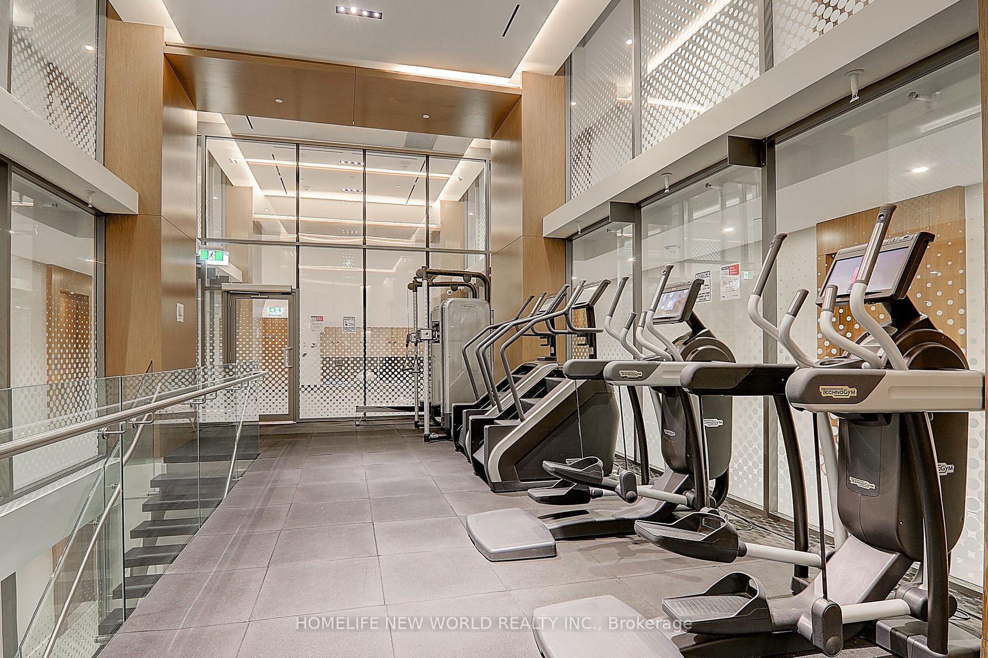1 Bedroom Condo at 15 Queens, Toronto For sale