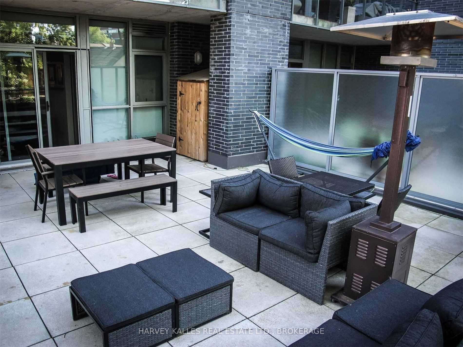 510 King Street E 213