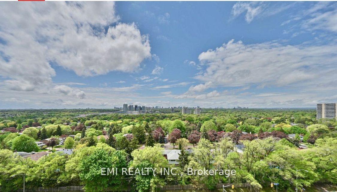 3 Bedrooms Condo at 36 Forest Manor, Toronto For sale