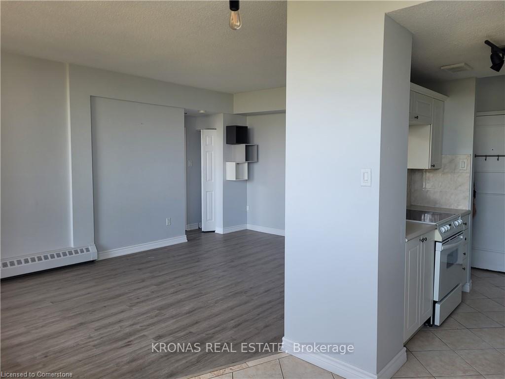 1 Bedroom Condo at 1950 Main,  Hamilton For sale