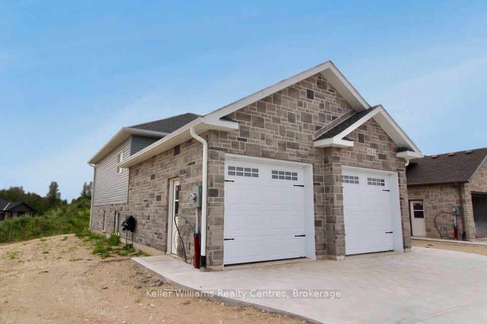 612 26TH Avenue, Hanover, ON N4N 3B8