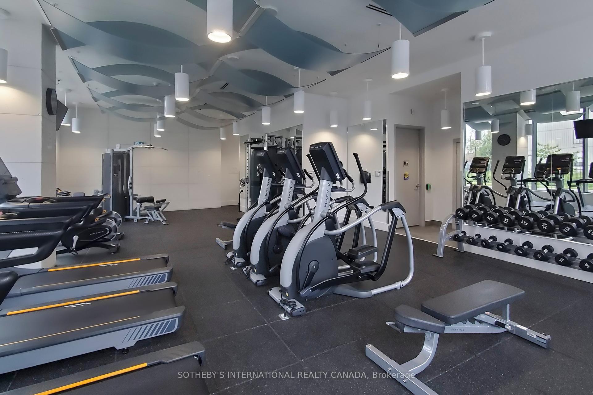 2 Bedrooms Condo at 500 Brock, Burlington For sale
