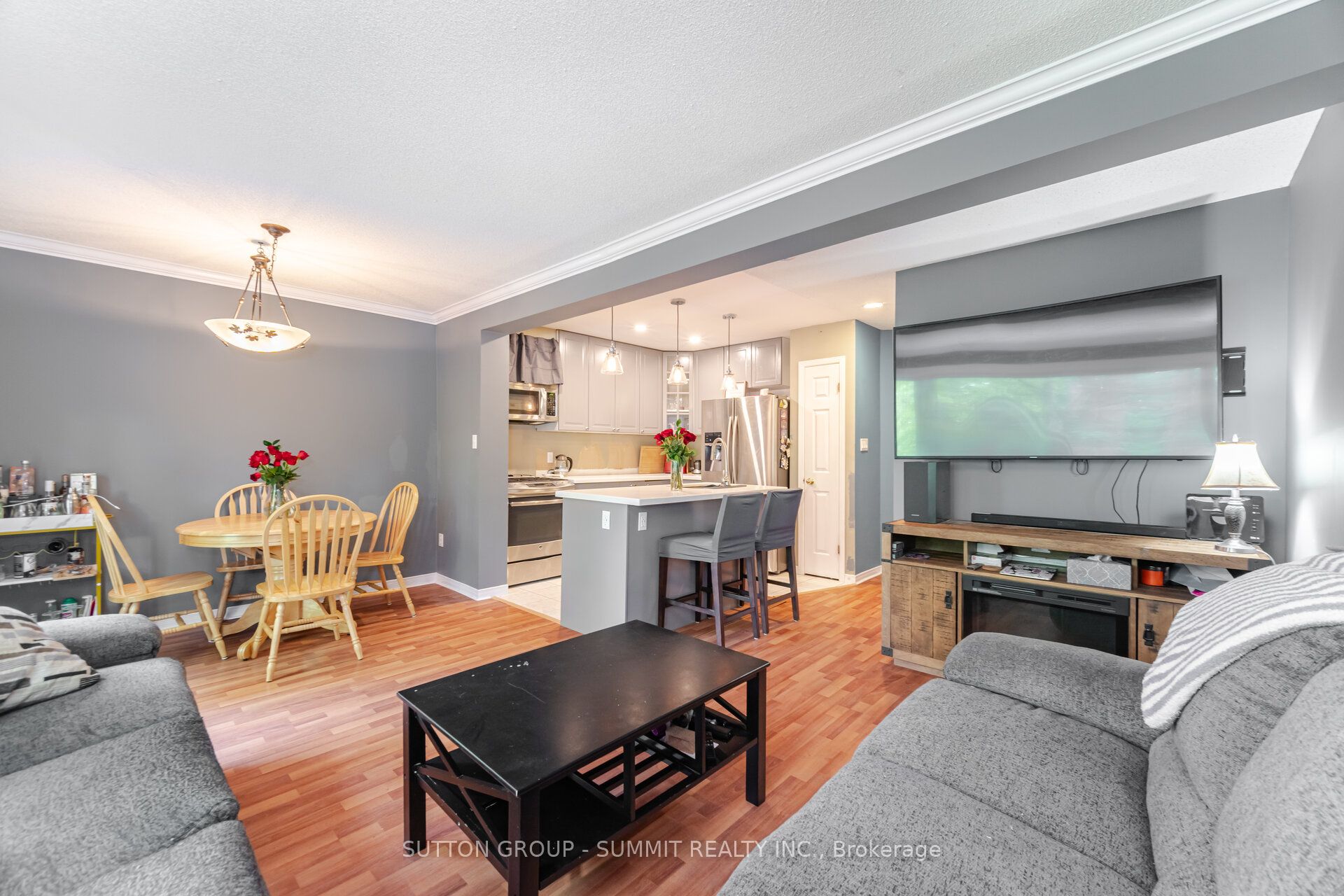 1809 Upper Wentworth Street, #32