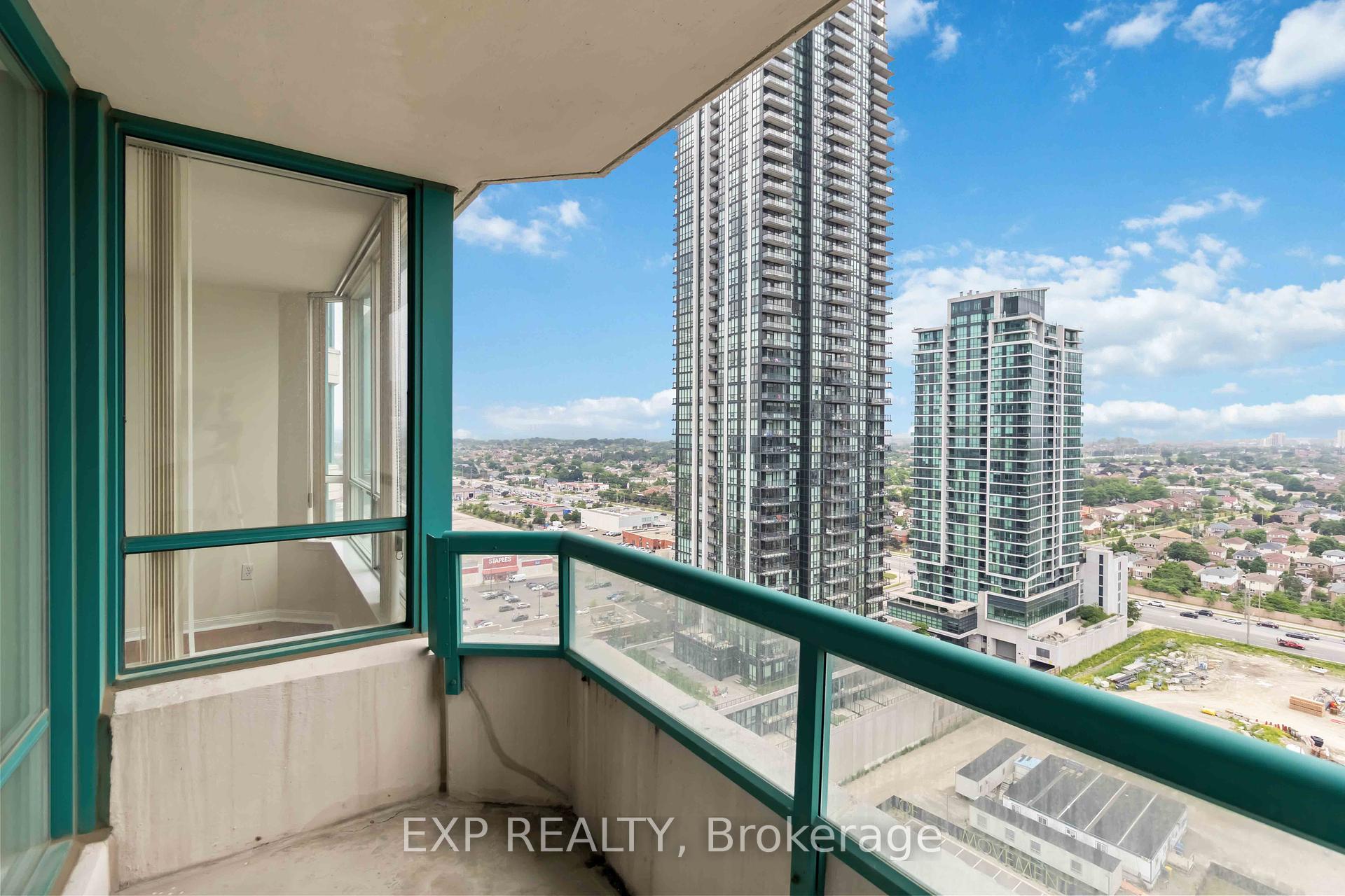 2 Bedrooms Condo at 550 Webb, Mississauga For sale