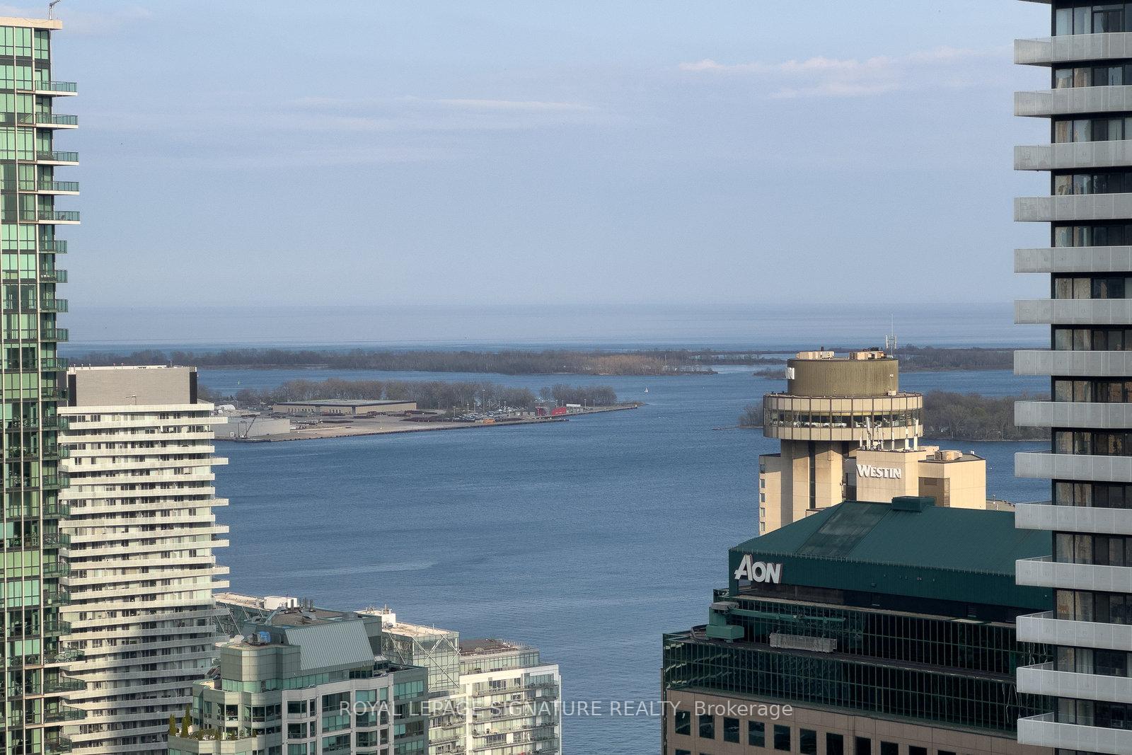 3 Bedrooms Condo at 65 Bremner, Toronto For sale