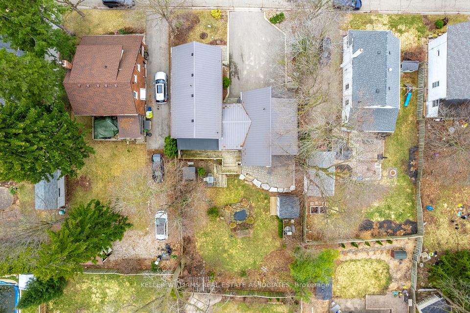 18 George Street, Halton Hills, ON L7G 2K4