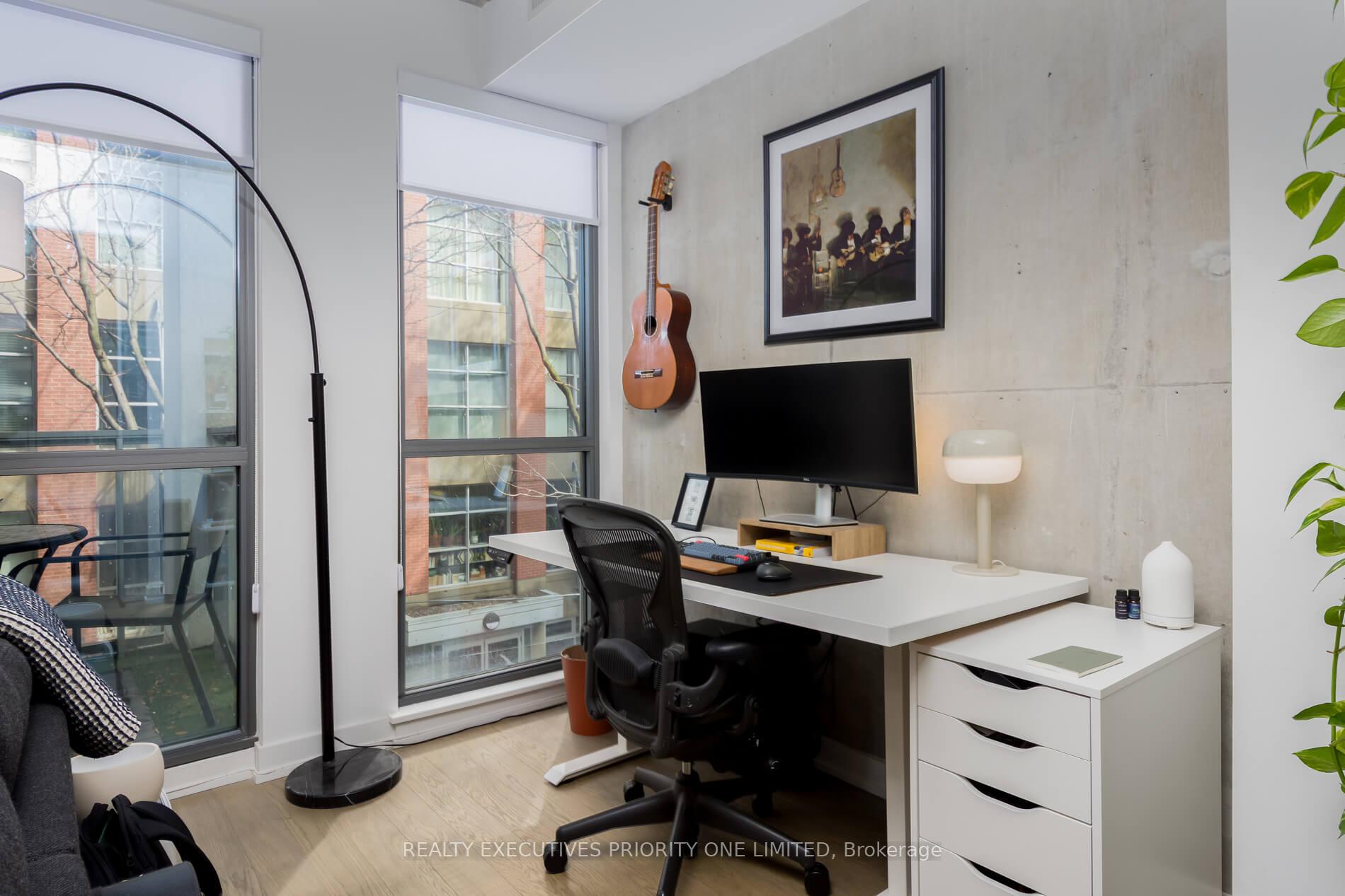 1 Bedroom Condo at 39 Brant, Toronto For sale