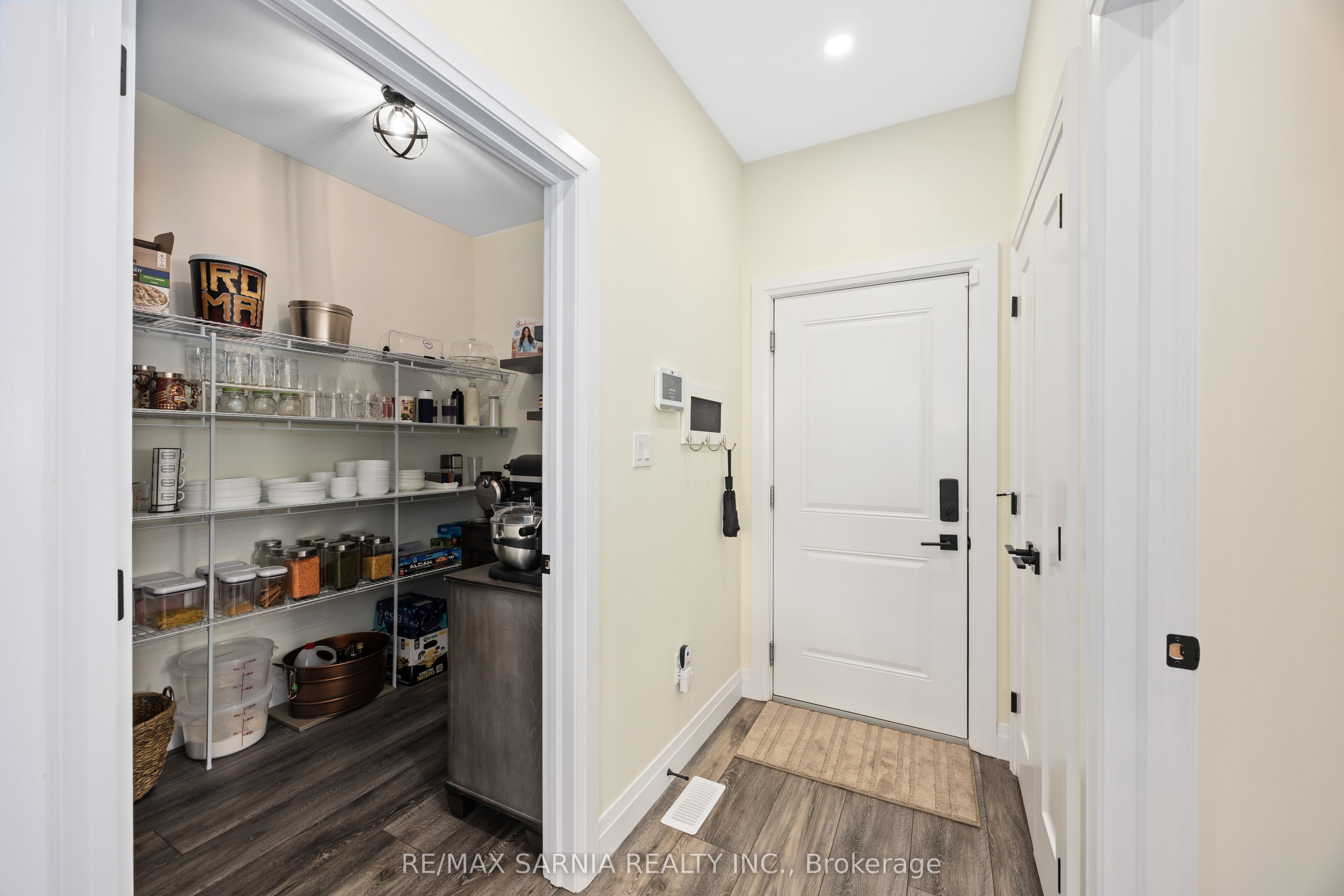 3575 Mia Lane, Plympton-Wyoming Plympton Wyoming