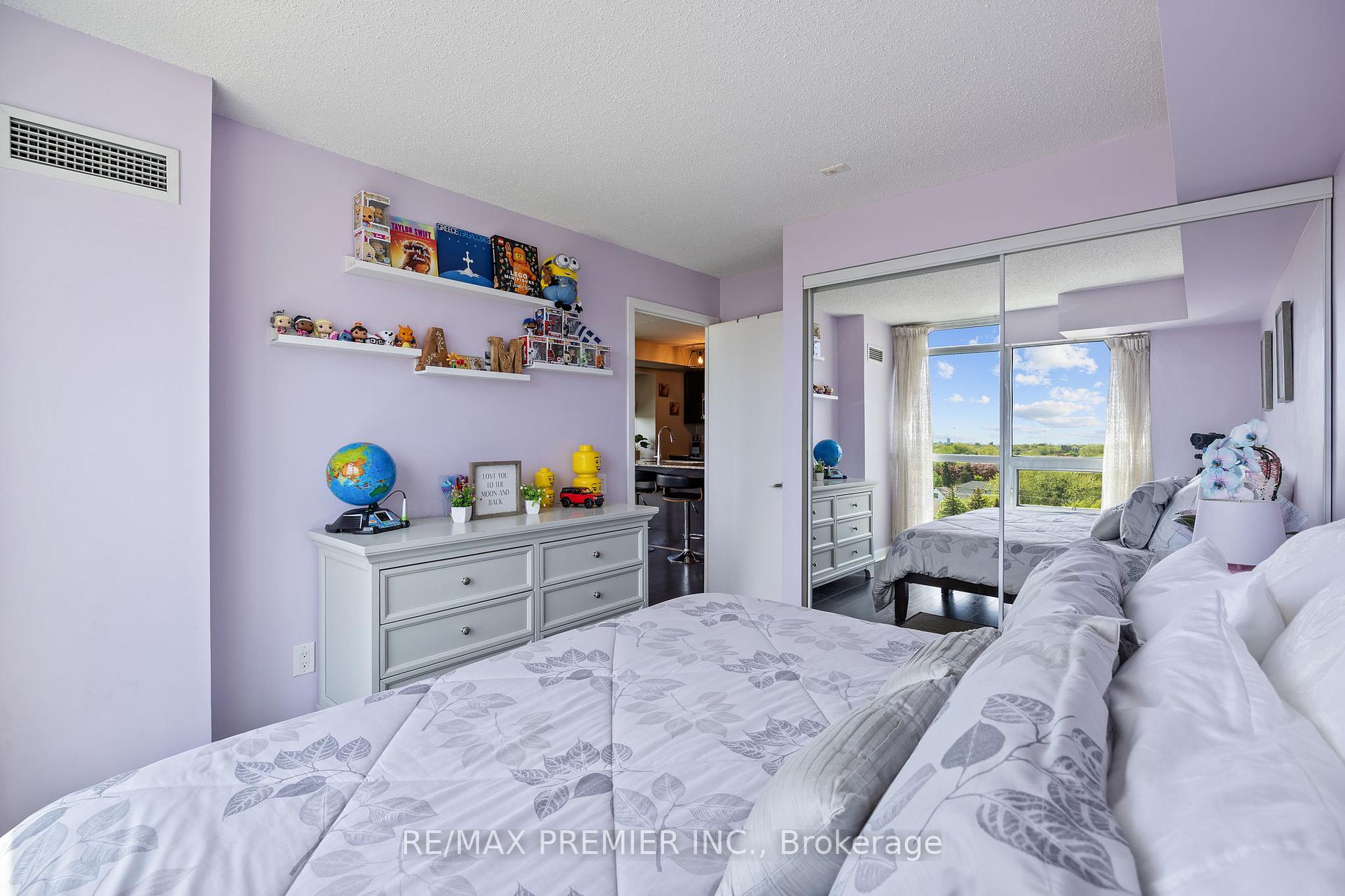 2 Bedrooms Condo at 525 Wilson, Toronto For sale