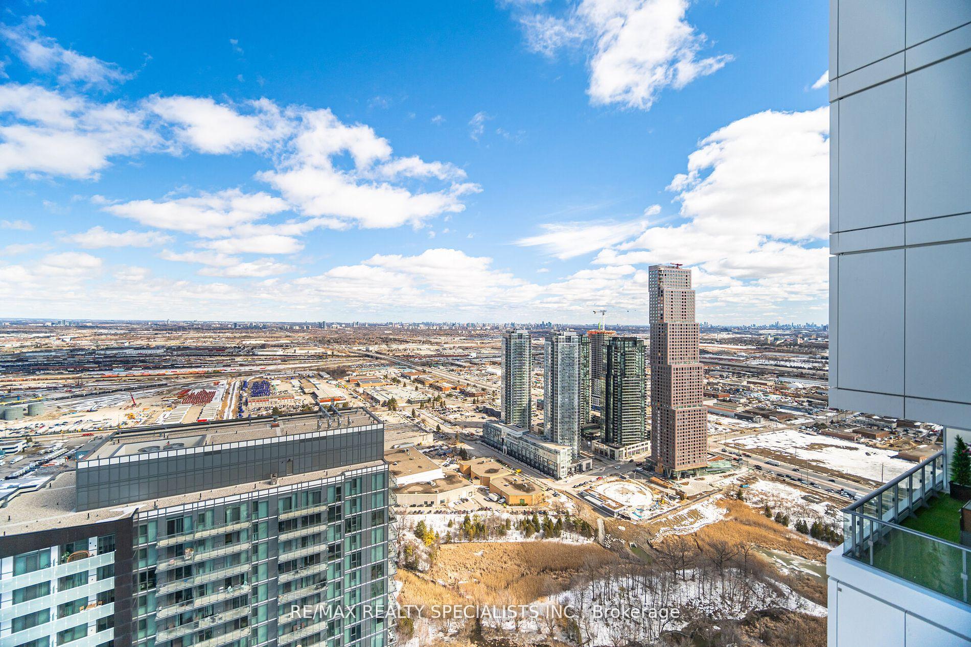 2 Bedrooms Condo at 7890 Jane,  Vaughan For sale