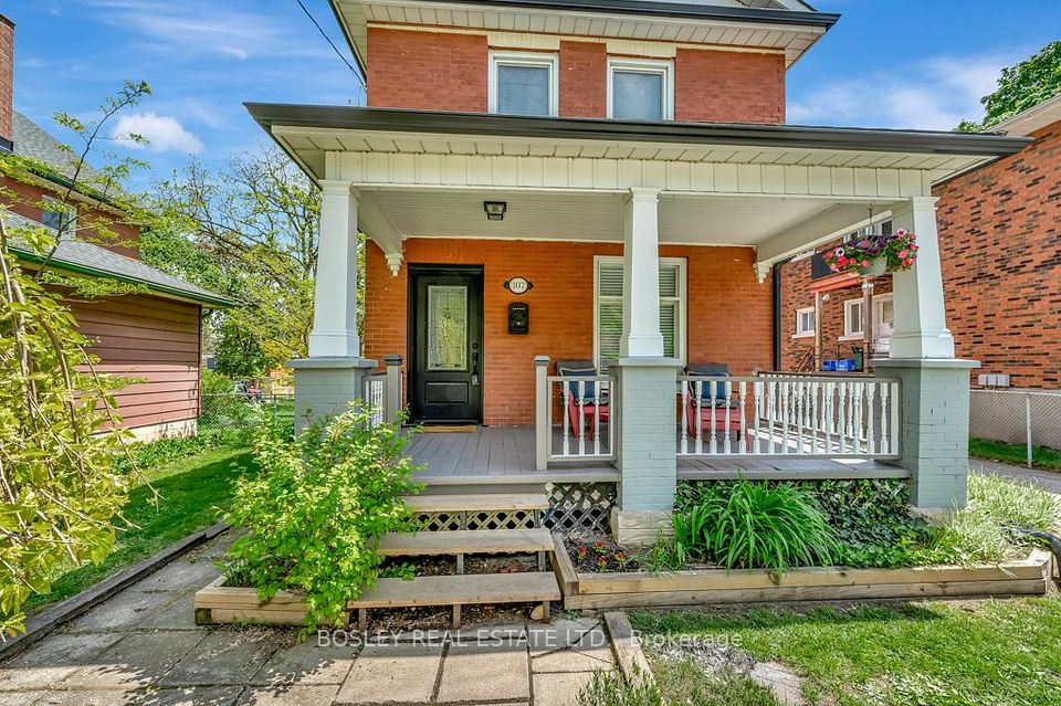 107 Barrie Street, Cambridge, ON N1S 3B1