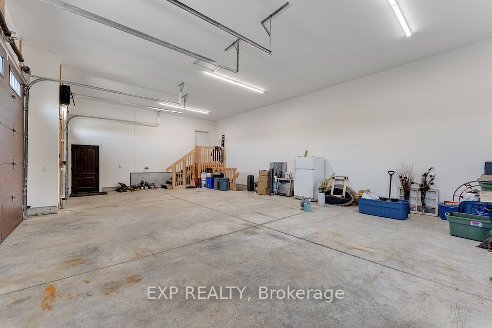 Heated 3-Car Garage
