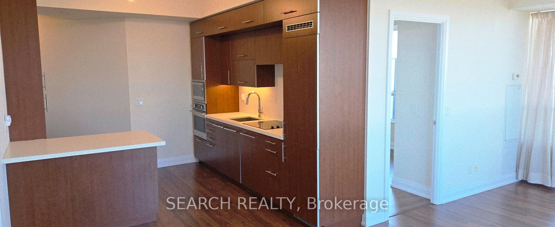 2 Bedrooms Condo at 5 Sheppard, Toronto For sale