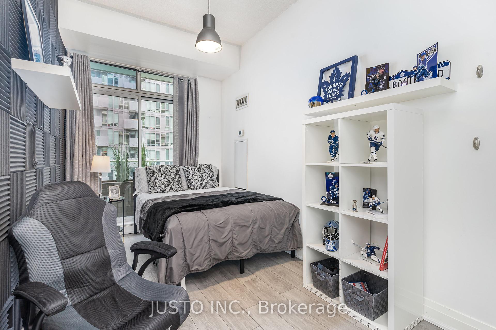 3 Bedrooms Condo at 565 Wilson, Toronto For sale