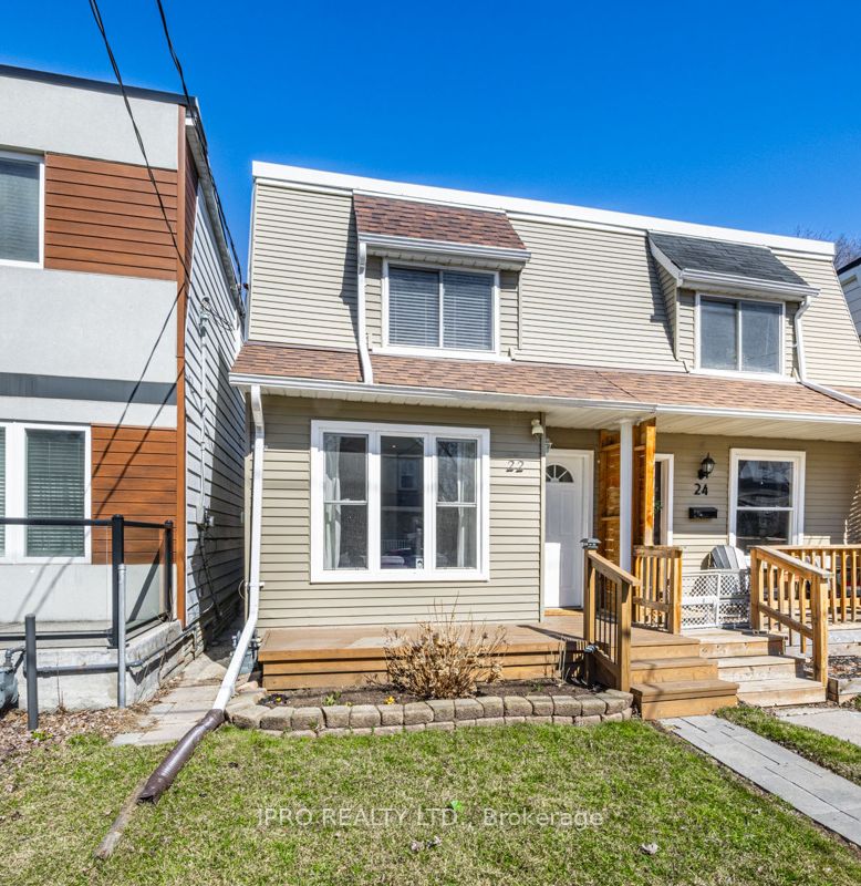 22 Queensdale Avenue
