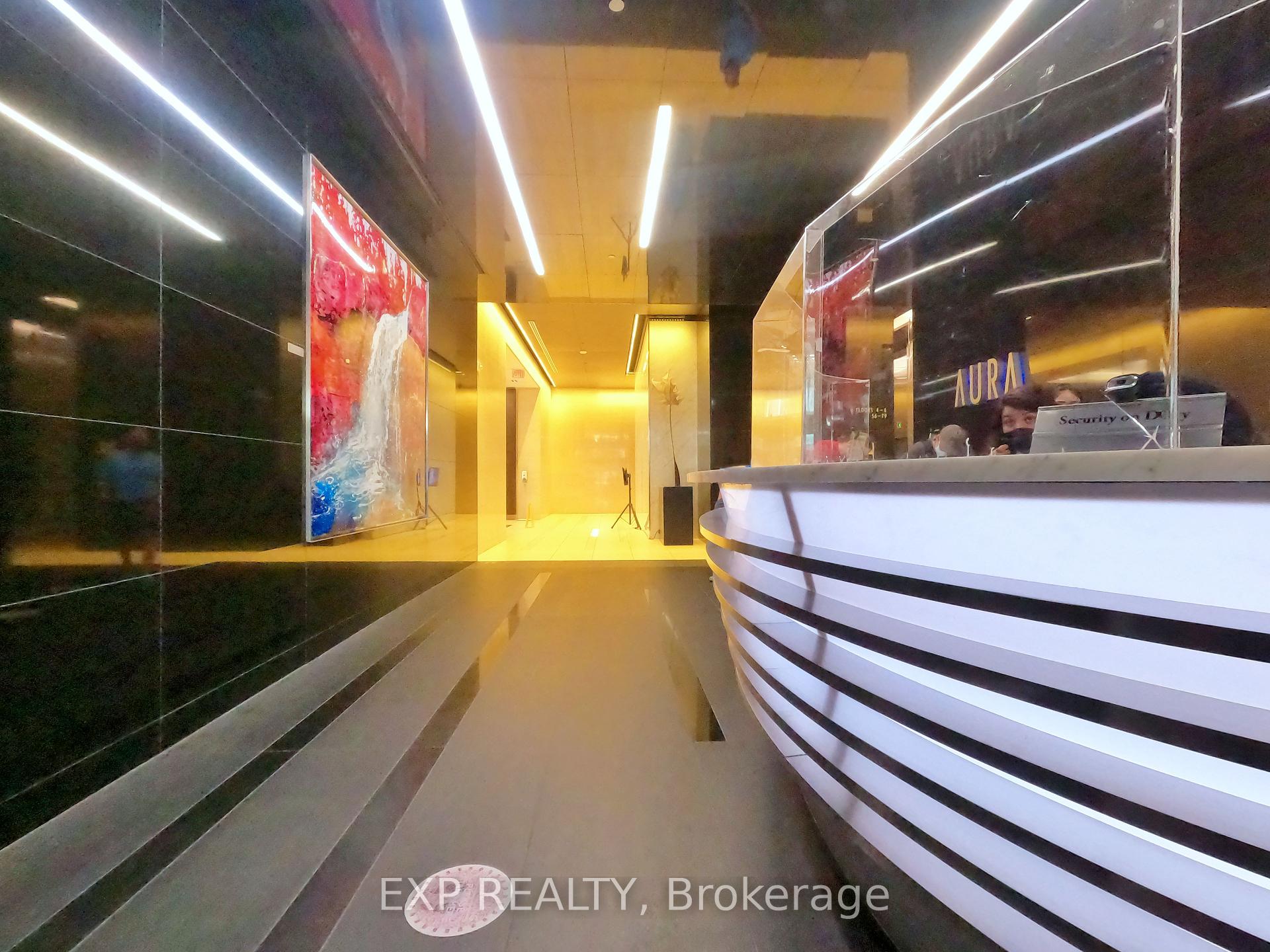 1 Bedroom Condo at 386 Yonge, Toronto For sale