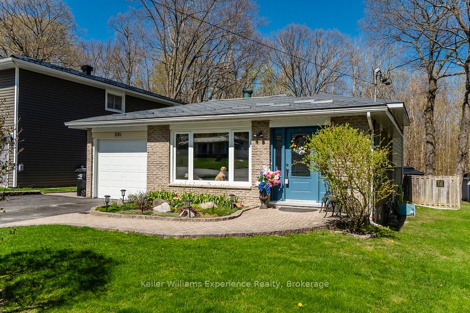 201 Bayfield