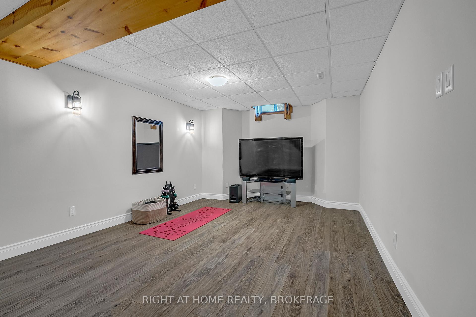 3 Bedrooms Condo at 3420 South Millway, Mississauga For sale