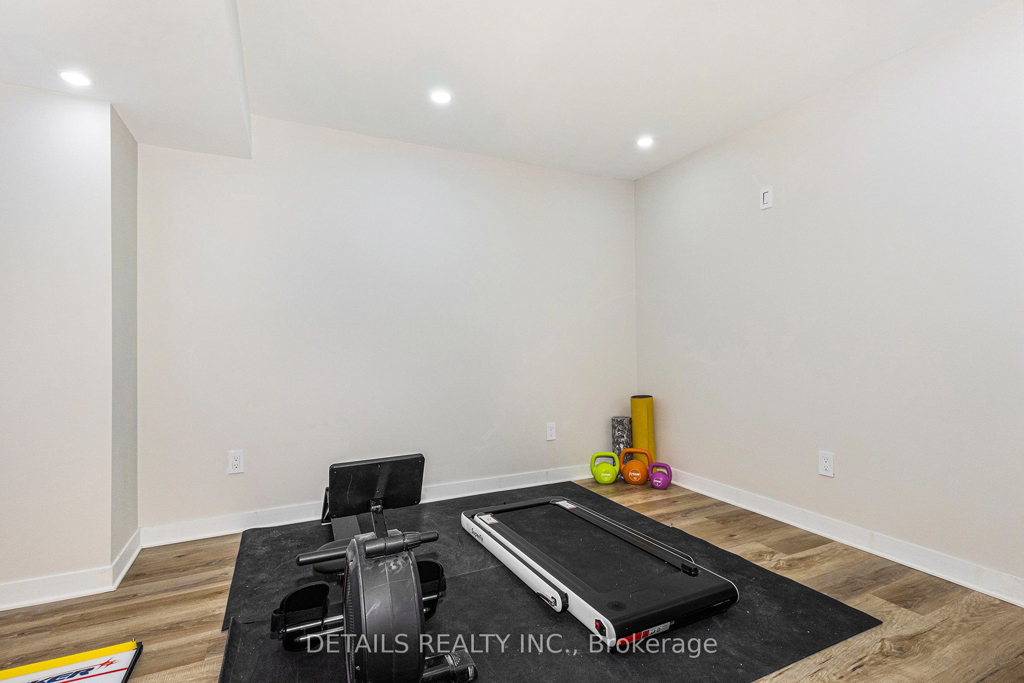 480 Famille Laporte Avenue, Orleans - Cumberland and Area 1110 - Camelot