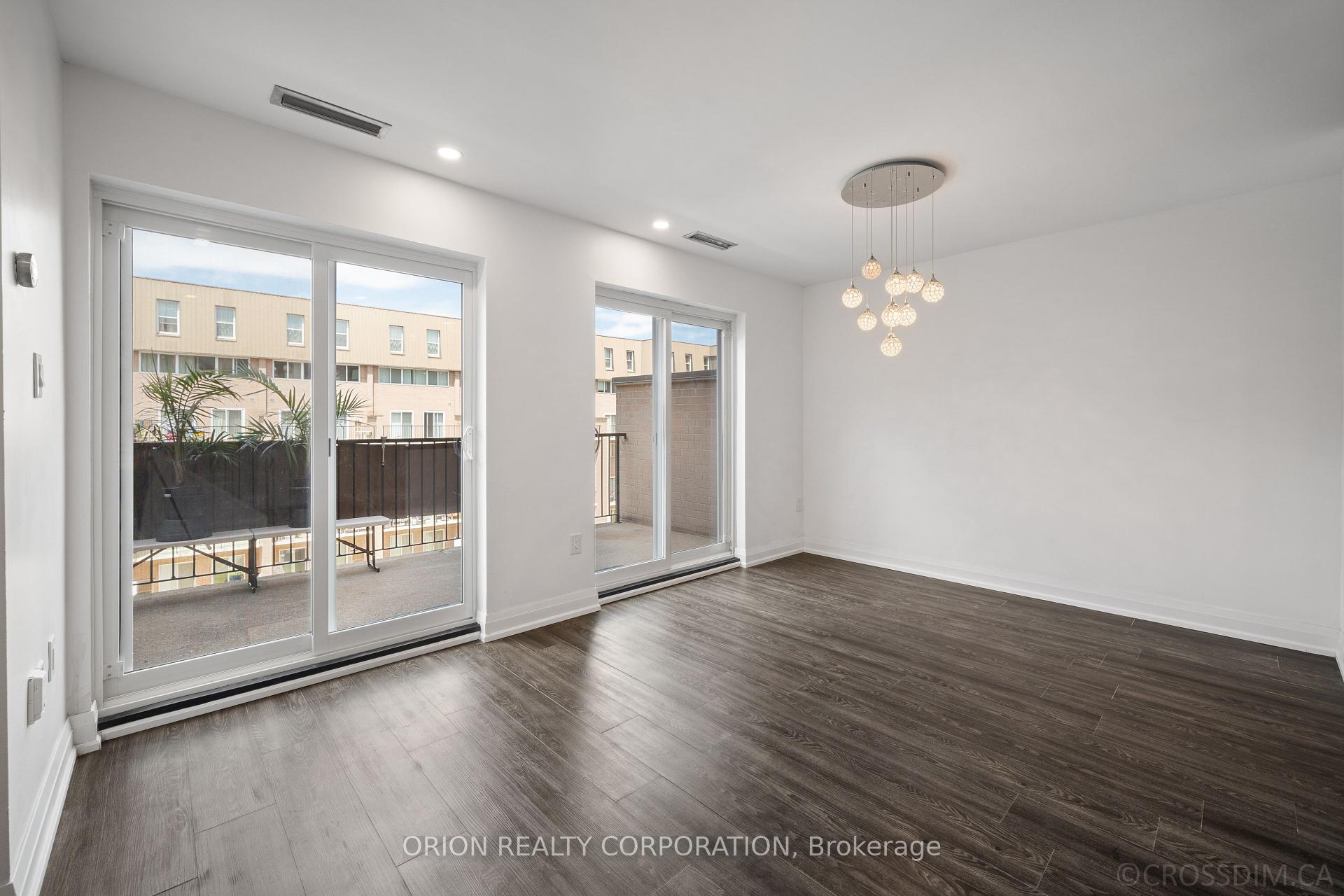 4 Bedrooms Condo at 165 Cherokee, Toronto For sale