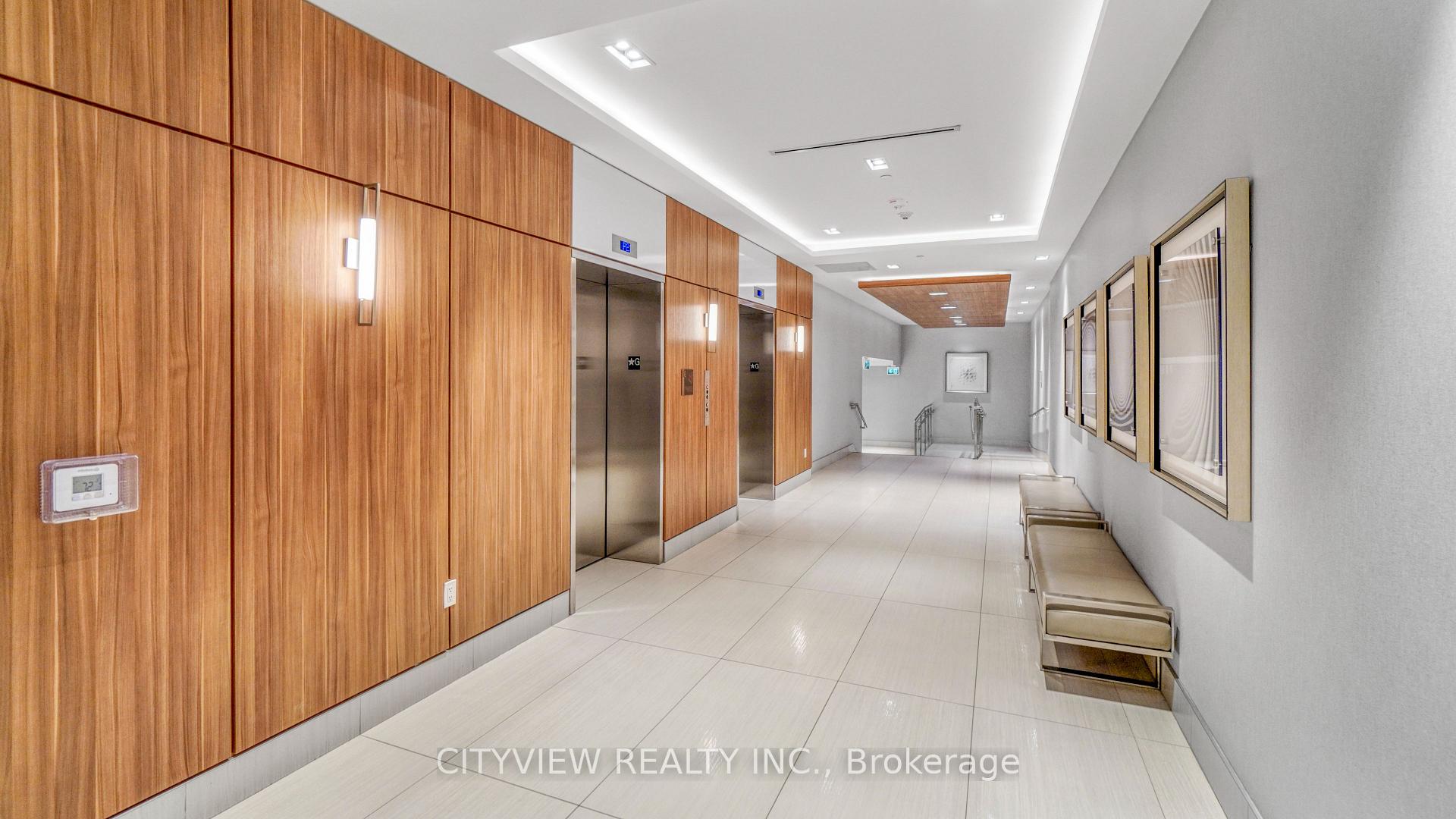 2 Bedrooms Condo at 20 Shore Breeze, Toronto For sale