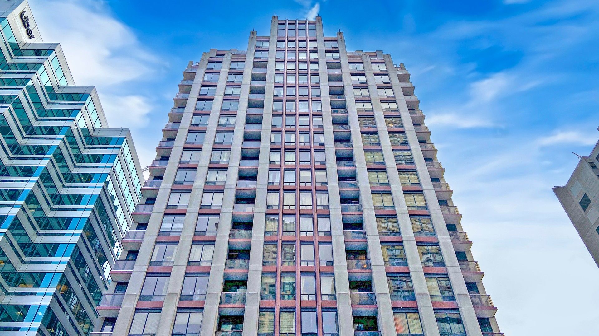 85 Bloor Street E 903