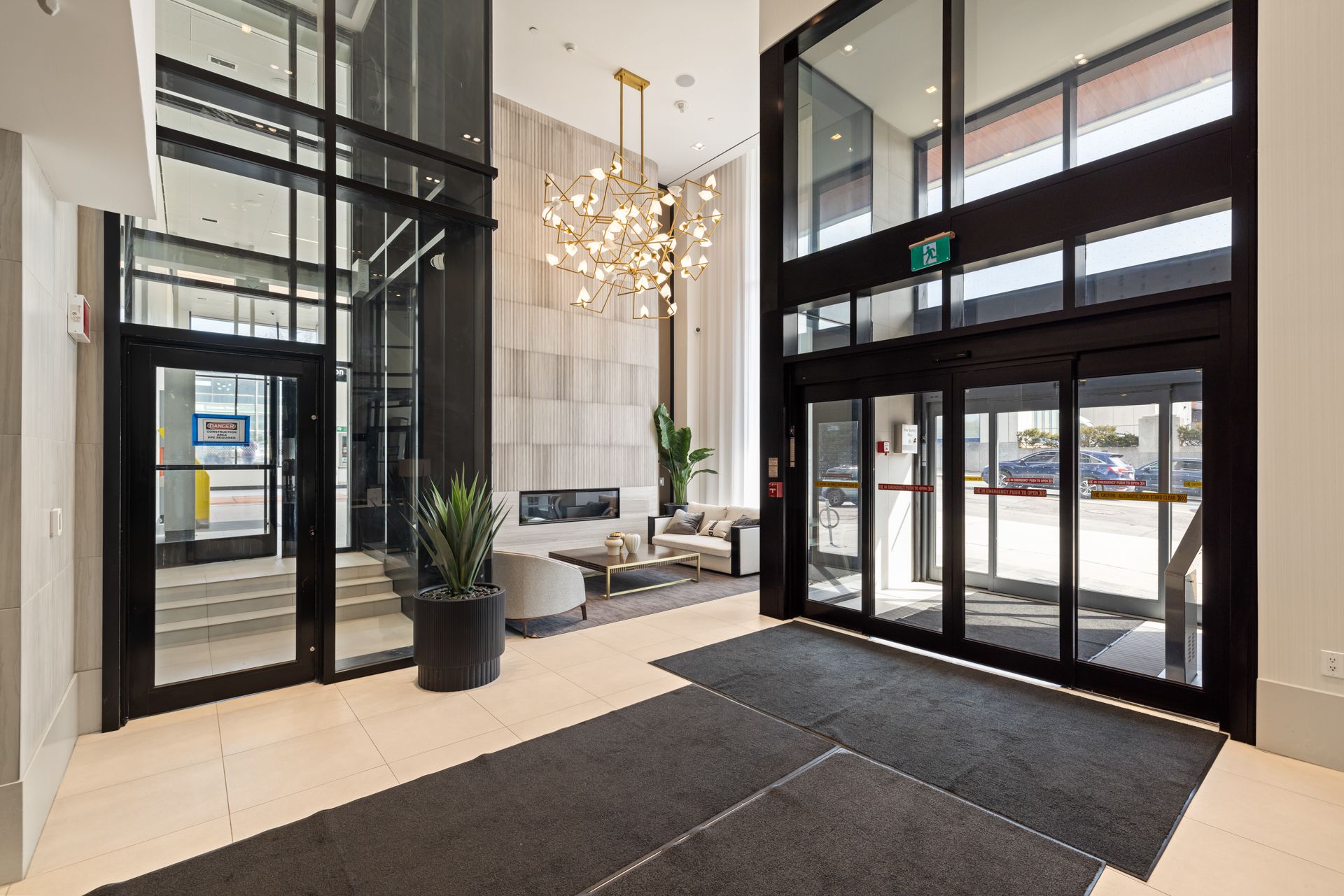 2020 Bathurst Street 1602