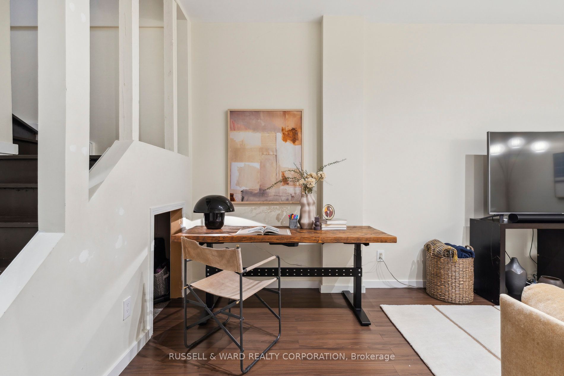394 Euclid Avenue, #103