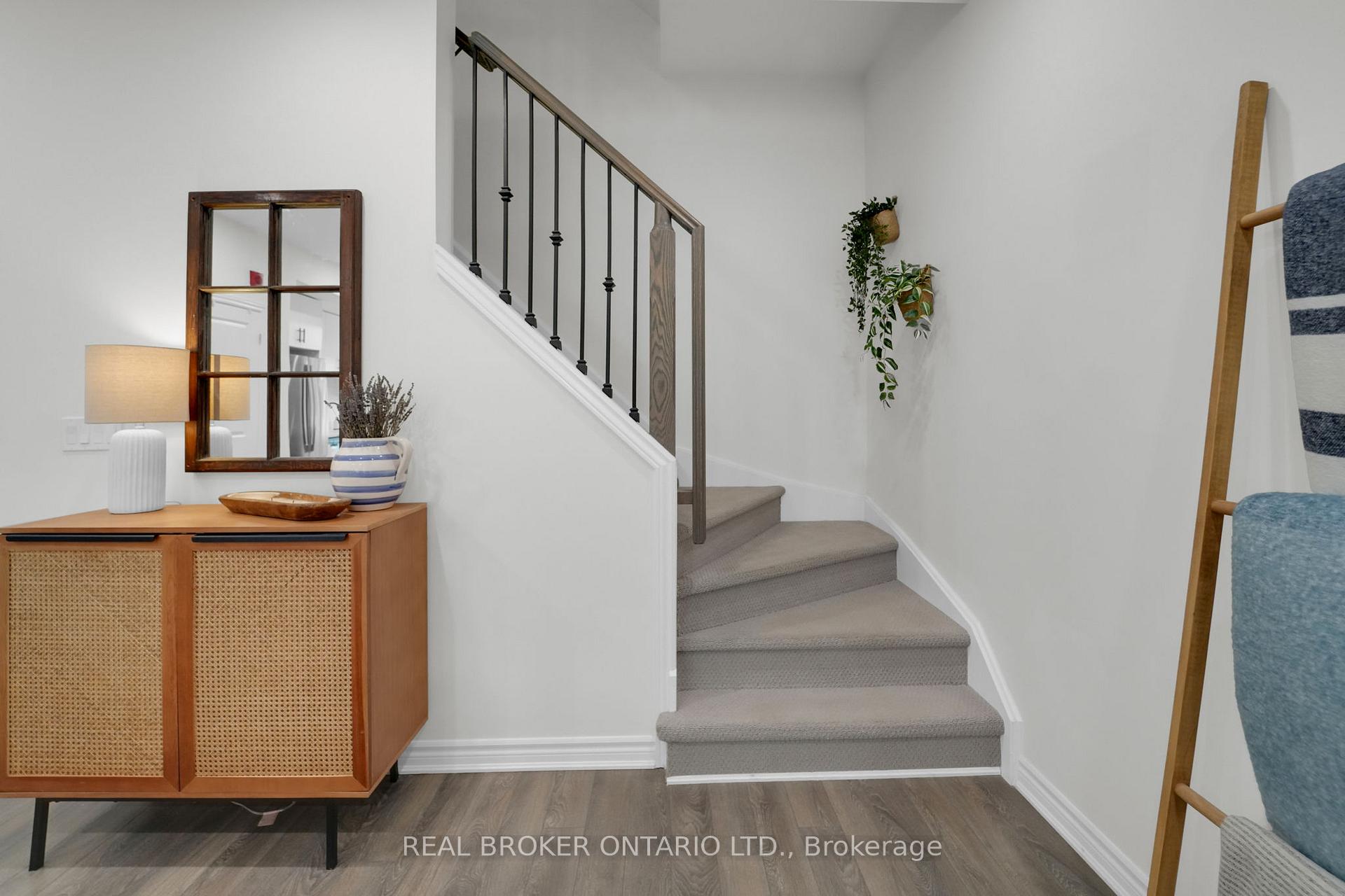 2 Bedrooms Condo at 100 Long Branch, Toronto For sale