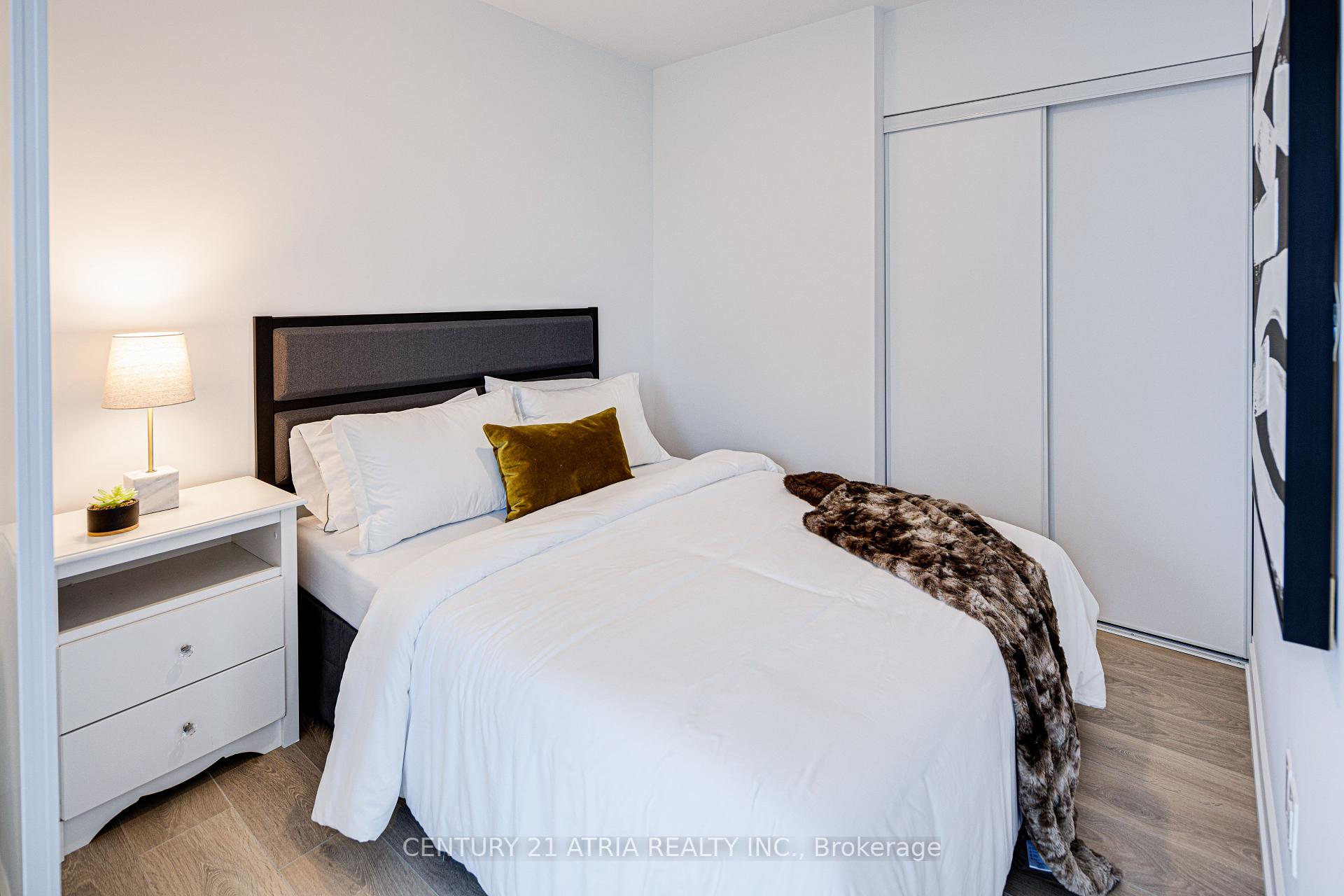 3 Bedrooms Condo at 1100 Sheppard, Toronto For sale