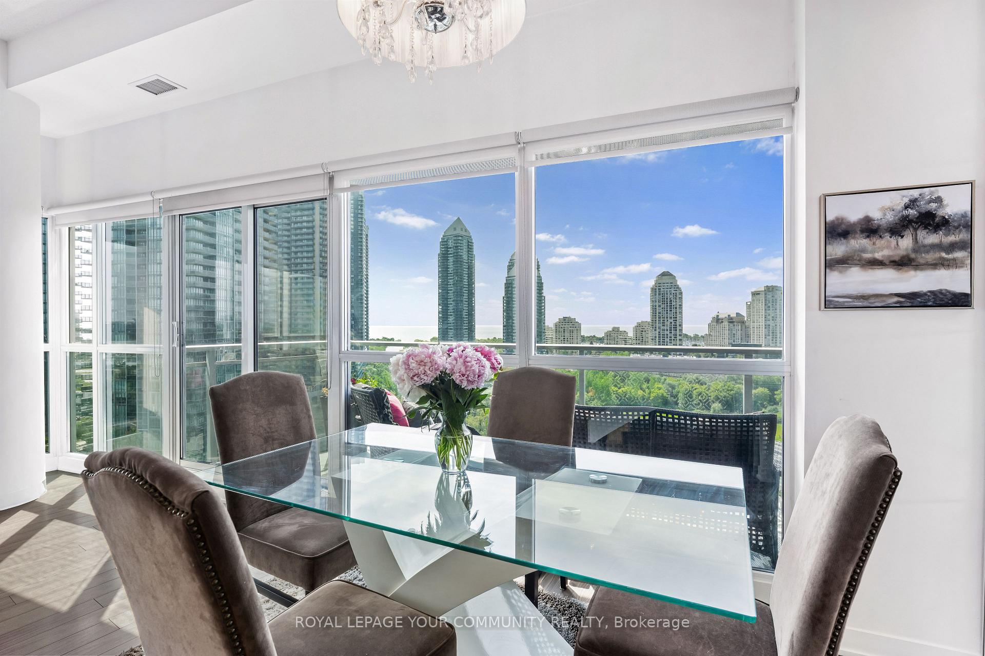 2 Bedrooms Condo at 165 Legion, Toronto For sale