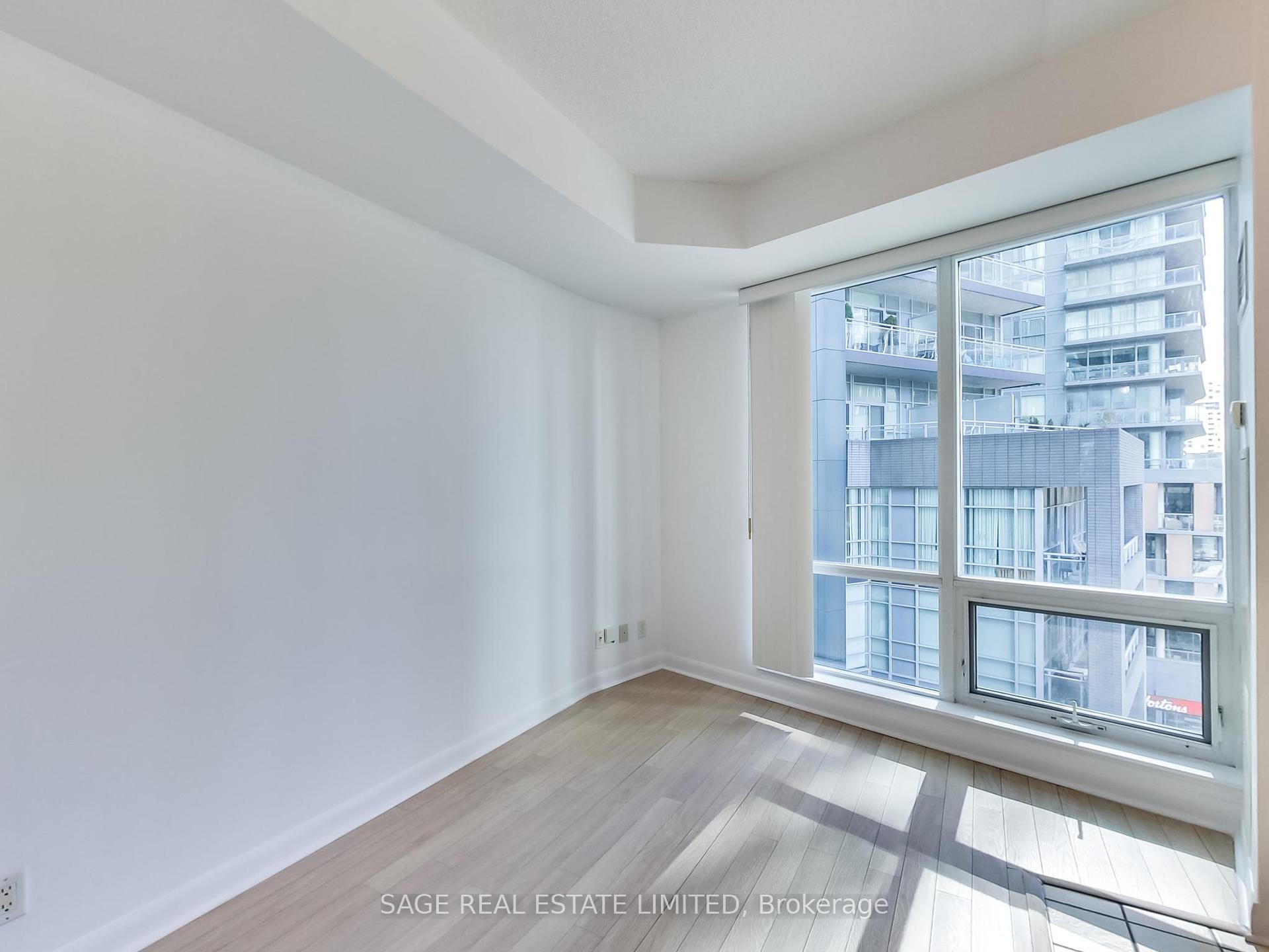 1 Bedroom Condo at 600 Fleet, Toronto For sale