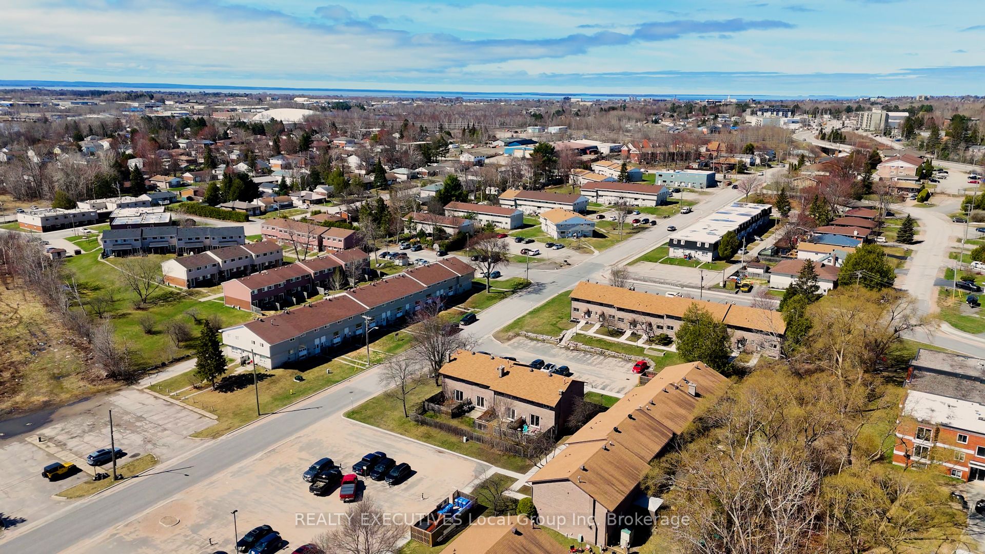 346 WICKSTEAD Avenue, #10