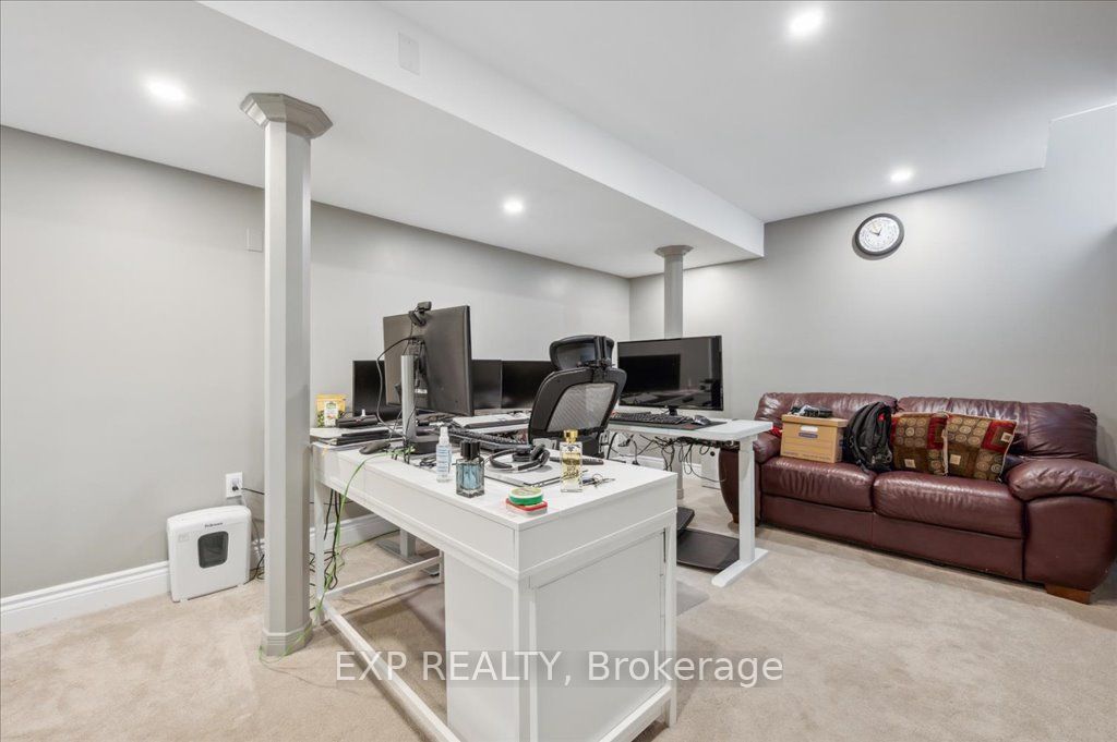 50 Agincourt Circle