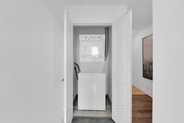 2 Bedrooms Condo at 450 Dundas, Hamilton For sale