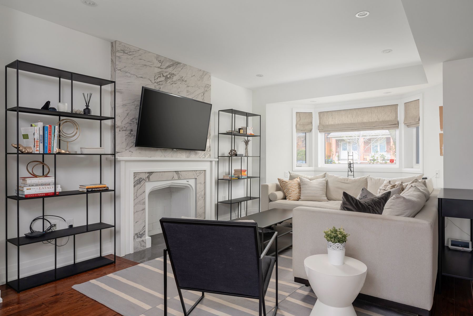 356 Lauder Avenue